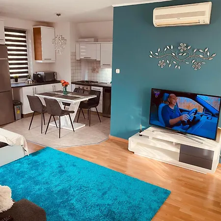 Kiara Haza * Debrecen